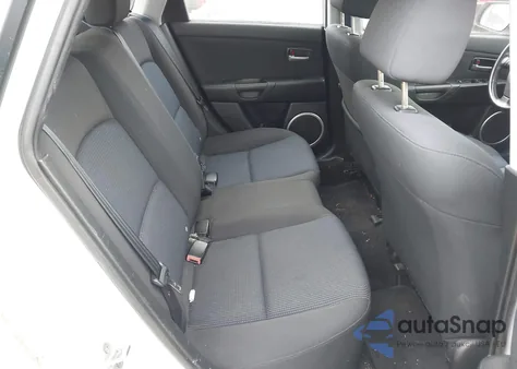 2004 Mazda 3 Hatchback z USA, uszkodzony, nr VIN JM1BK143741178906